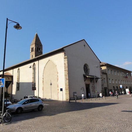 Apartment Duomo Bozen Buitenkant foto